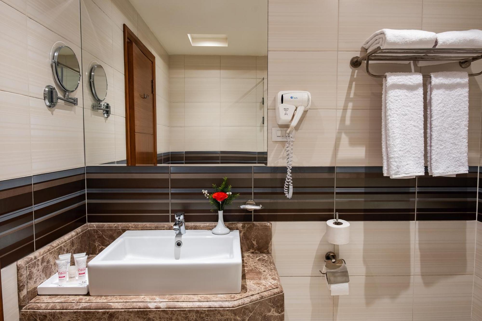 Giza Marwa Palace Hotel Cairo מראה חיצוני תמונה